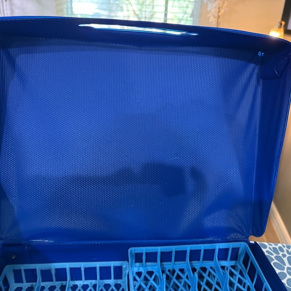 Hot Wheels Blue 48-Car Carry Case - Picture 7 of 7